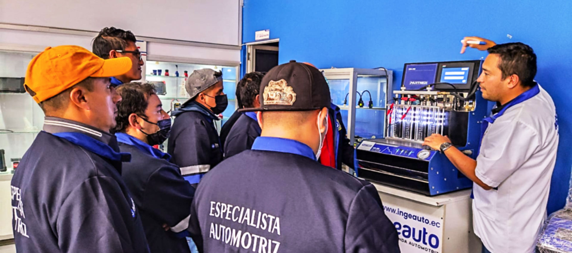 capacitación automotriz profesional